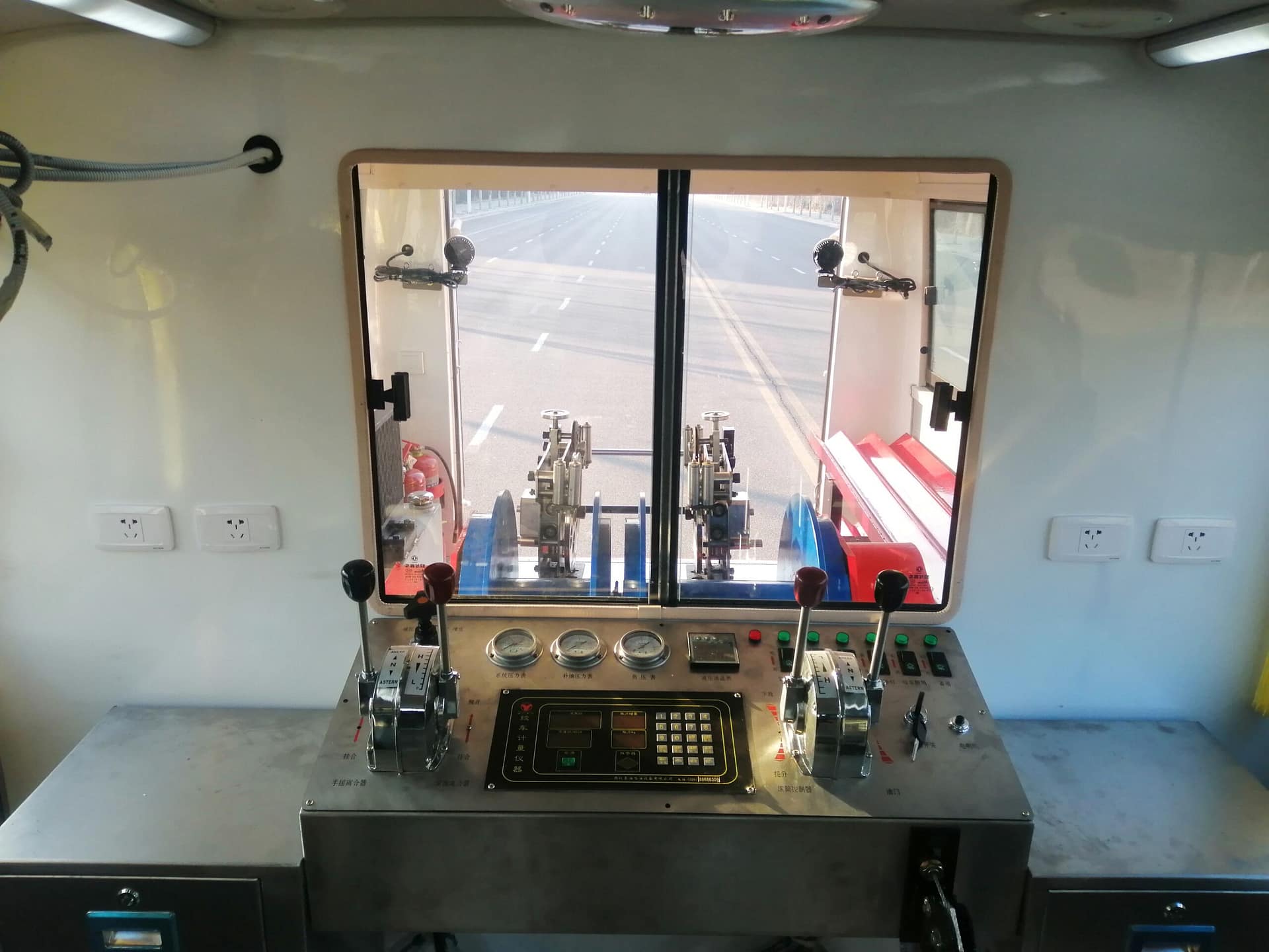 Mobile test well unit equipment for early production data